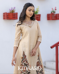 Beige Kurta with Hand-Painted Kalamkari Motifs