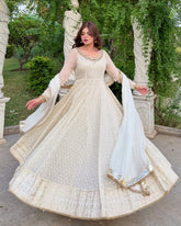 Vibrant Fox Georgette Mirror & Embroidery Anarkali Suit – Three-Piece Festive Ensemble