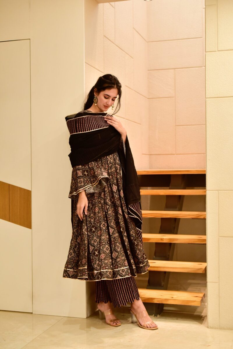 gurleen muslin black suit set - Image 6