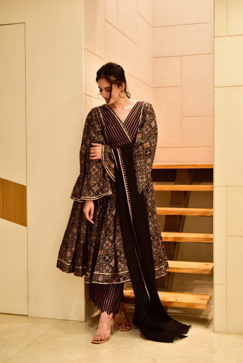 gurleen muslin black suit set - Image 5