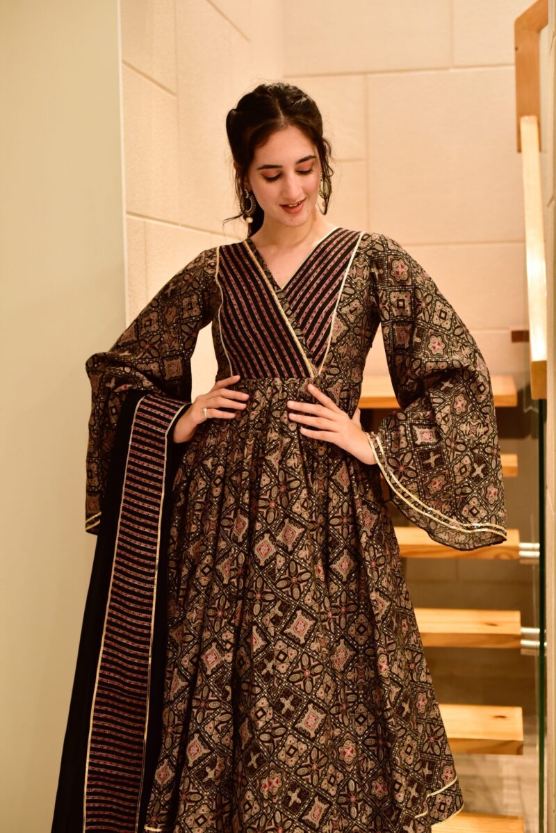 gurleen muslin black suit set - Image 2