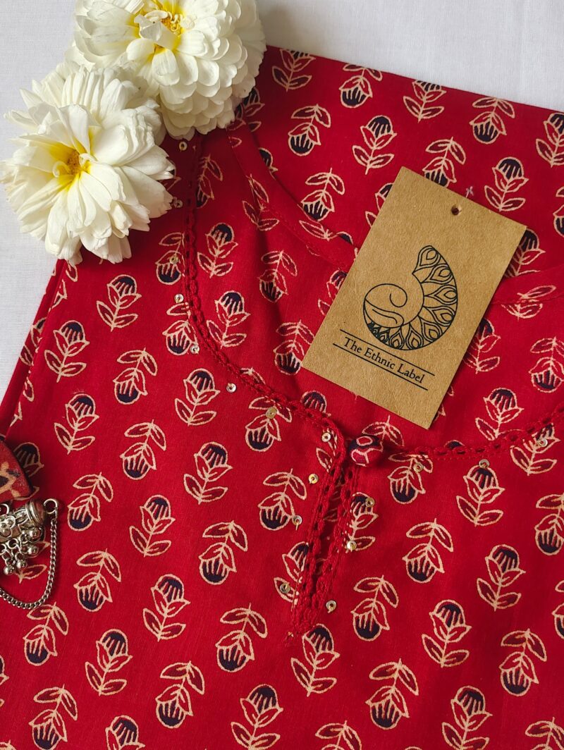 Red Boota Cotton Kurta - Image 2