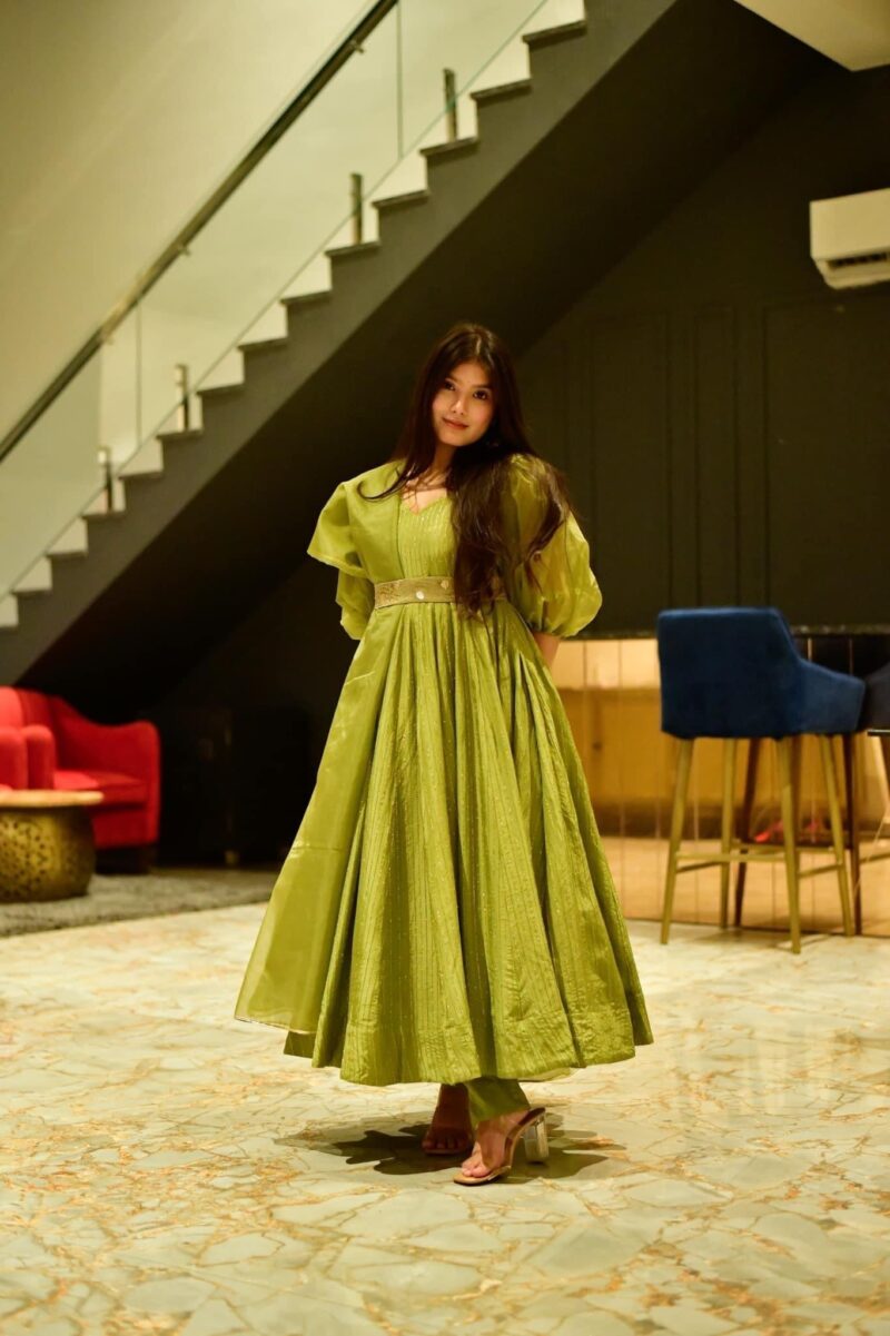 green embroidery silk suit set